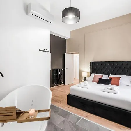 4 Bedrooms, Luxury 5 Minutes From The Colosseum Jacuzzi *