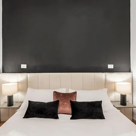 4 Bedrooms, Luxury 5 Minutes From The Colosseum Jacuzzi *